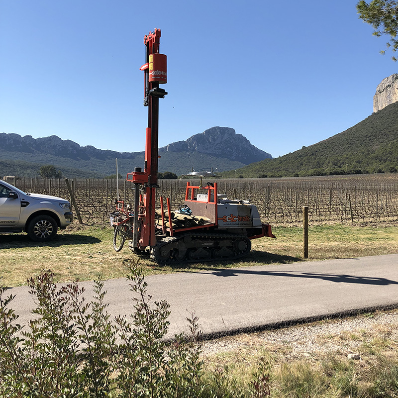 Machines pour la pose de clôture